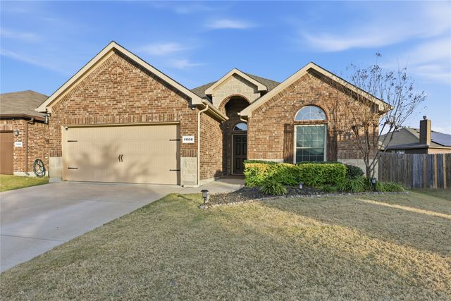 11056 Erinmoor Trail, Fort Worth, TX 76052