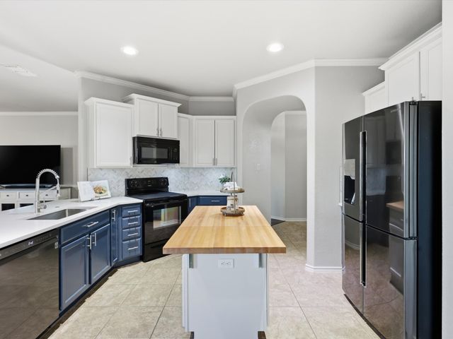 11056 Erinmoor Trail, Fort Worth, TX 76052