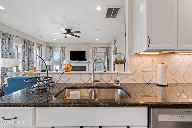 76 Douglas Fir Place, Clayton, NC 27520