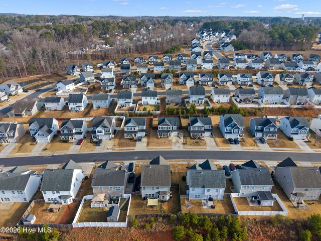 76 Douglas Fir Place, Clayton, NC 27520