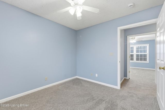 230 Fireside Dr, Brandenburg, KY 40108