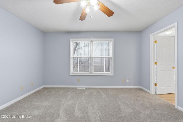 230 Fireside Dr, Brandenburg, KY 40108