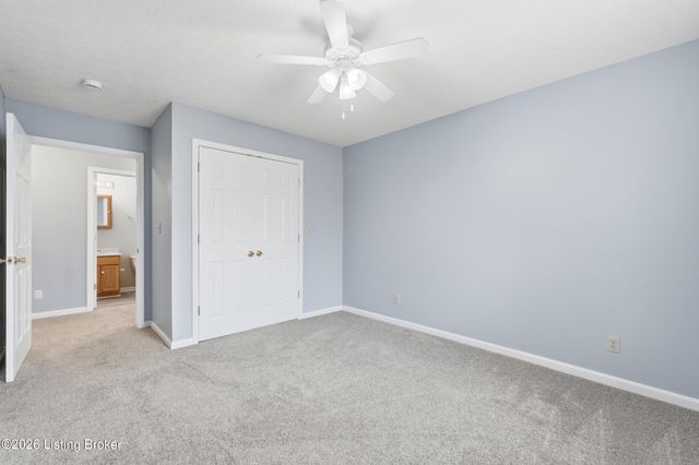 230 Fireside Dr, Brandenburg, KY 40108