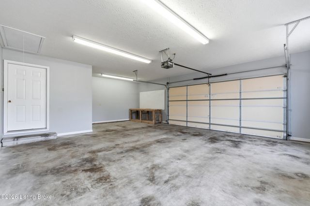 230 Fireside Dr, Brandenburg, KY 40108