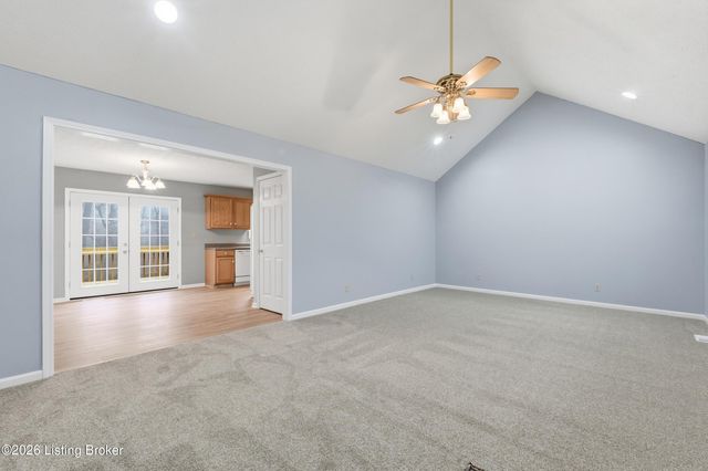 230 Fireside Dr, Brandenburg, KY 40108