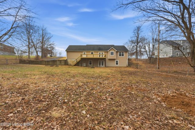 230 Fireside Dr, Brandenburg, KY 40108