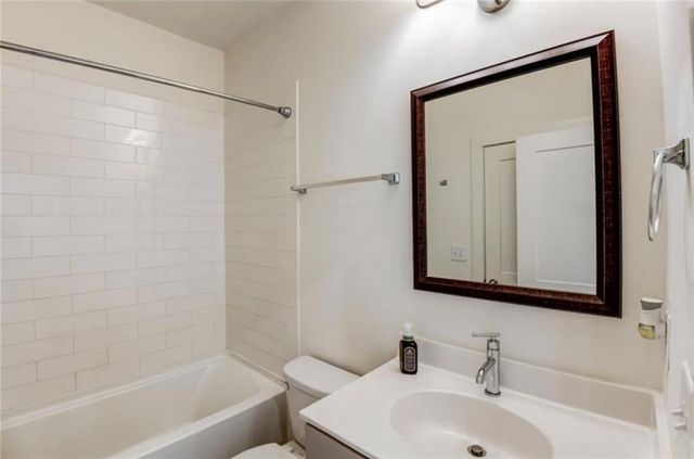 68 Adore Court, Atlanta, GA 30315