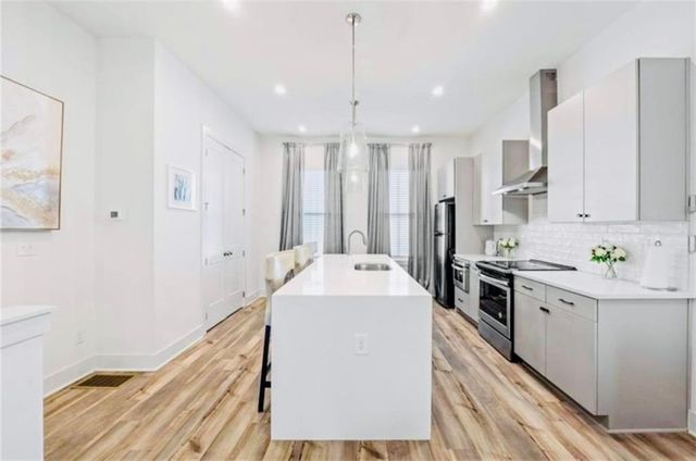 68 Adore Court, Atlanta, GA 30315