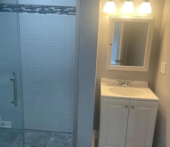 3021 E 138th Place 2, Burnham, IL 60633