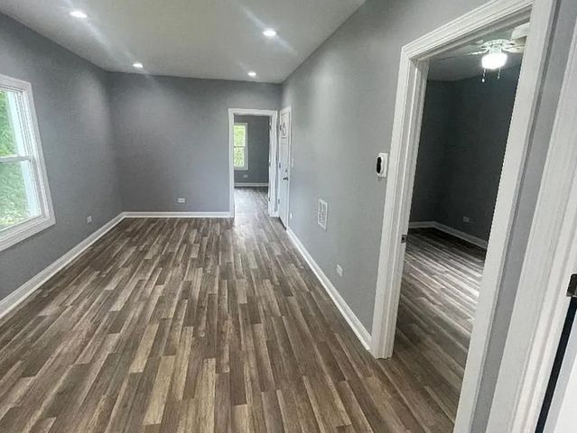 3021 E 138th Place 2, Burnham, IL 60633