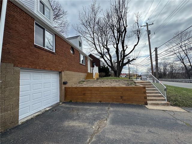 6723 Saltsburg Rd, Penn Hills, PA 15235