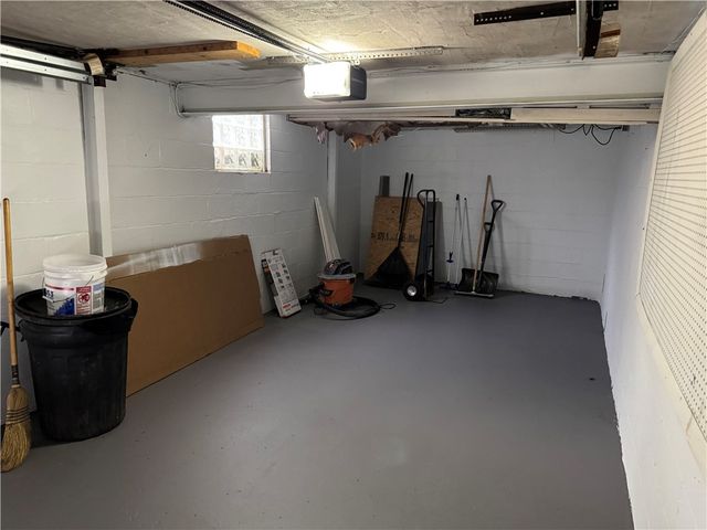 6723 Saltsburg Rd, Penn Hills, PA 15235