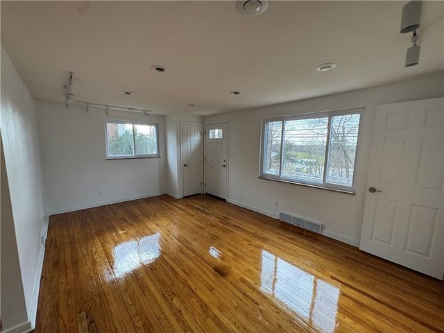 6723 Saltsburg Rd, Penn Hills, PA 15235