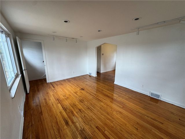 6723 Saltsburg Rd, Penn Hills, PA 15235