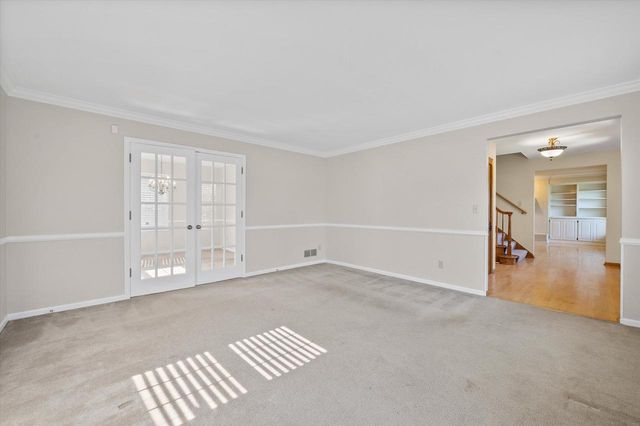 20845 Hunters RUN, Brookfield, WI 53045