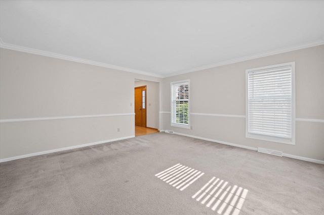 20845 Hunters RUN, Brookfield, WI 53045