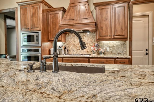 20990 Gatlinburg Road, Bullard, TX 75757