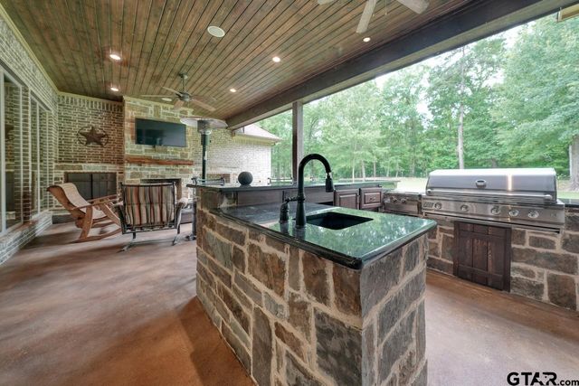 20990 Gatlinburg Road, Bullard, TX 75757
