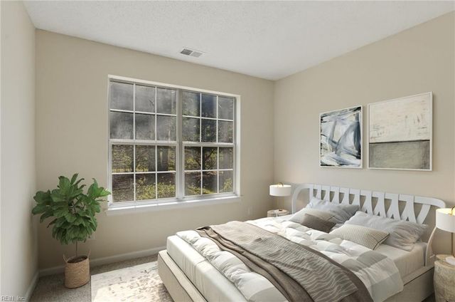 333 Gainsborough SQ, Chesapeake, VA 23320