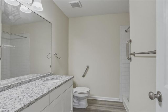 333 Gainsborough SQ, Chesapeake, VA 23320