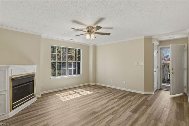 333 Gainsborough SQ, Chesapeake, VA 23320