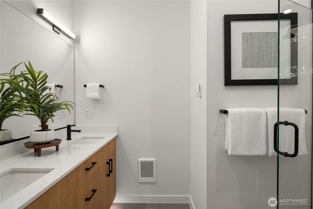 3012 B NW 56th Street, Seattle, WA 98107