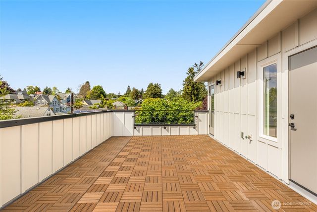 3012 B NW 56th Street, Seattle, WA 98107