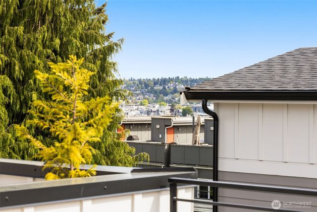 3012 B NW 56th Street, Seattle, WA 98107