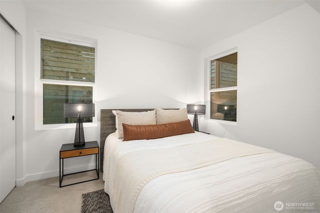 3012 B NW 56th Street, Seattle, WA 98107