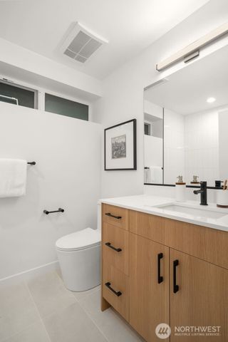 3012 B NW 56th Street, Seattle, WA 98107