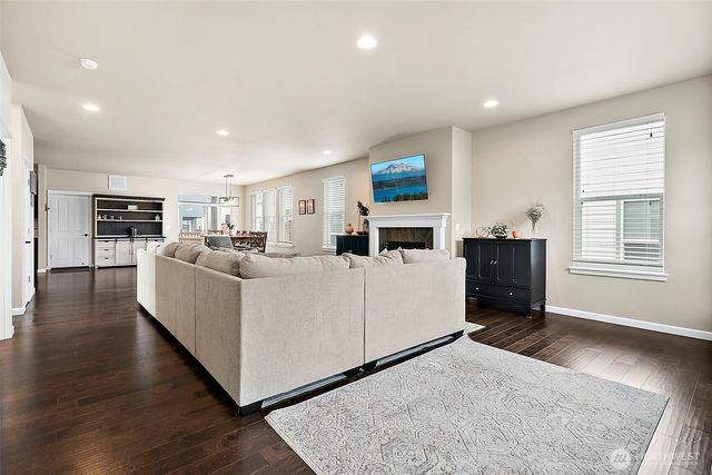 18721 138th Street Ct E, Bonney Lake, WA 98391