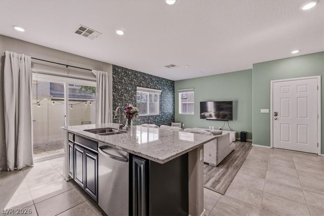 4466 Shimmering Skies Street 1032, North Las Vegas, NV 89031