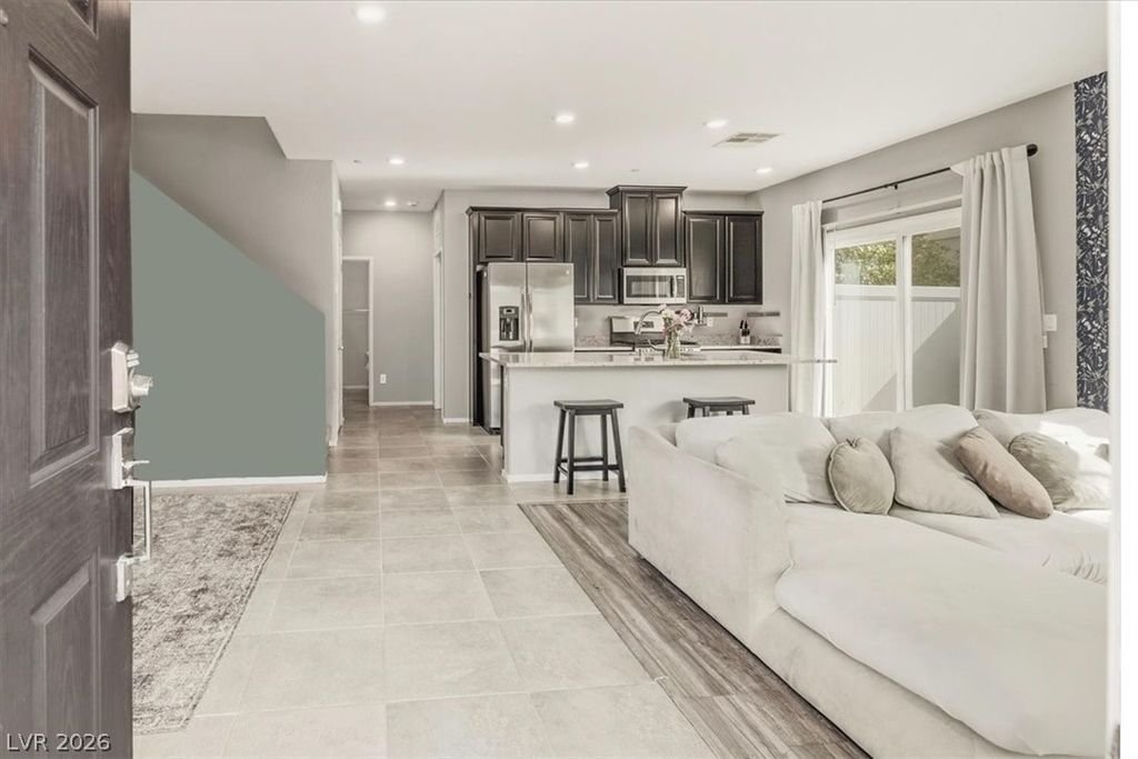 4466 Shimmering Skies Street 1032, North Las Vegas, NV 89031