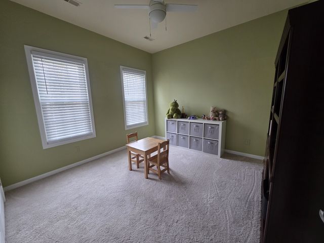 508 Red Fox Dr, Burns, TN 37029