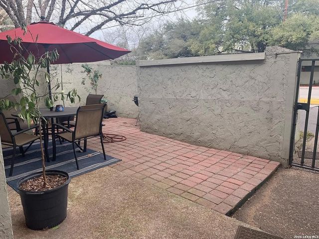 3102 Eisenhauer Rd Apt A7, San Antonio, TX 78209