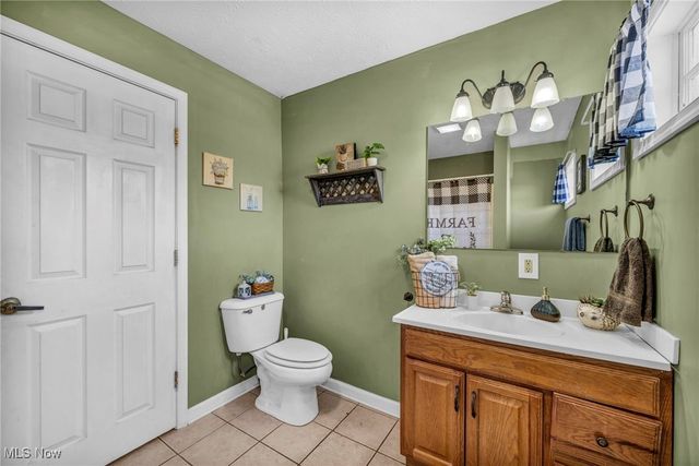 5948 S Ridge Road W, Geneva, OH 44041