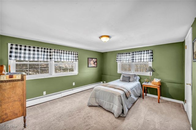 5948 S Ridge Road W, Geneva, OH 44041