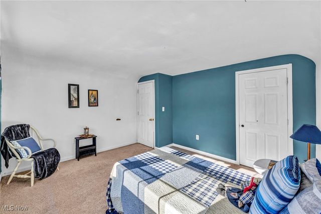 5948 S Ridge Road W, Geneva, OH 44041