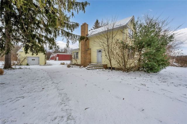 5948 S Ridge Road W, Geneva, OH 44041