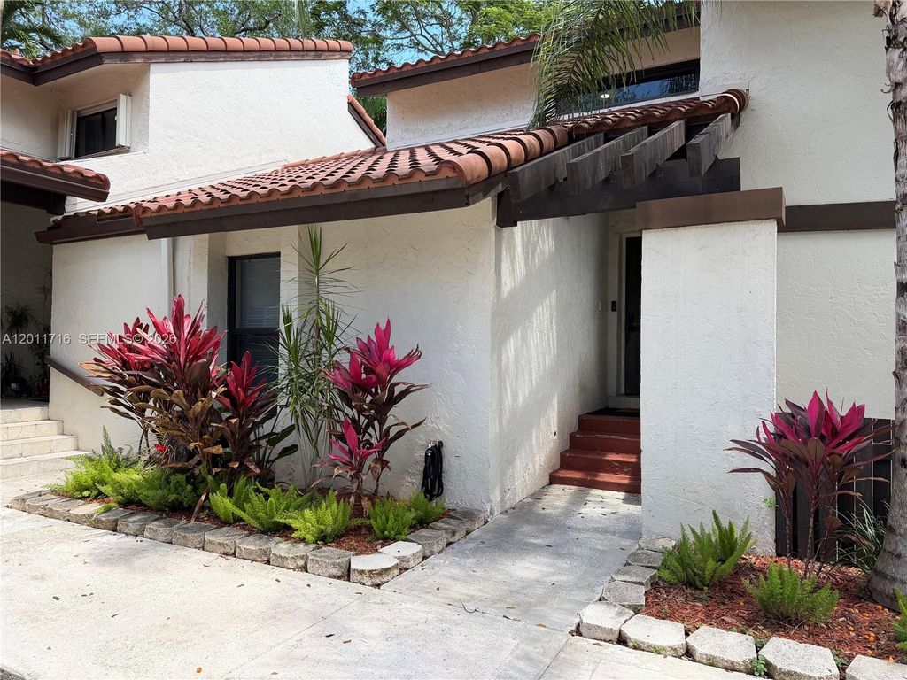 13223 SW 111th Ter 34-3, Miami, FL 33186