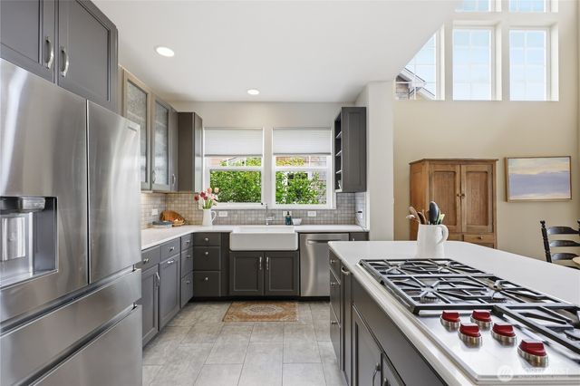 4 Heron Road, Port Ludlow, WA 98365