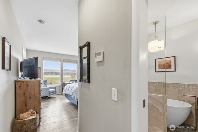 4 Heron Road, Port Ludlow, WA 98365