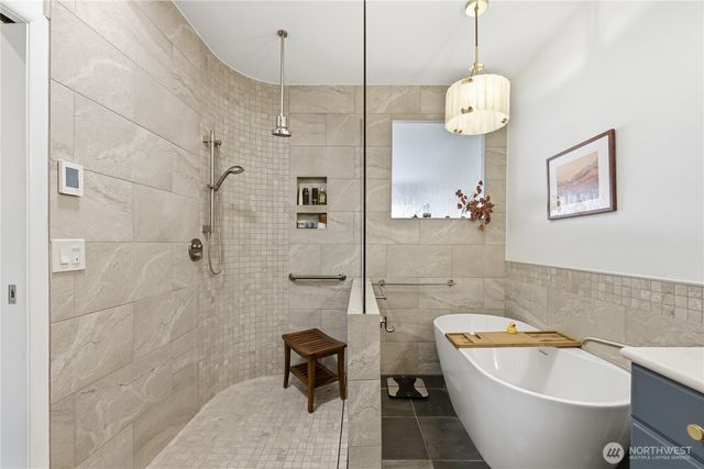 4 Heron Road, Port Ludlow, WA 98365