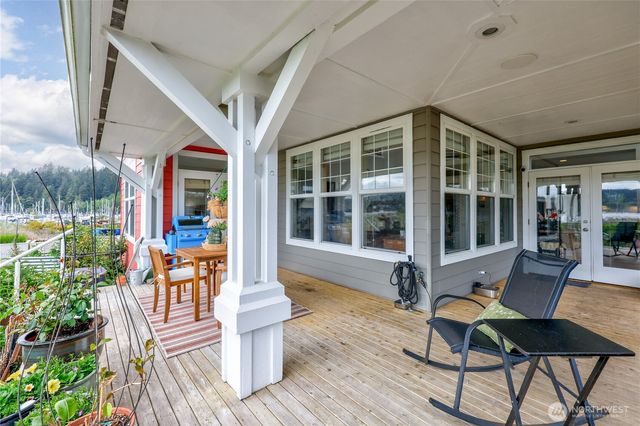 4 Heron Road, Port Ludlow, WA 98365
