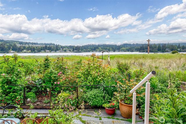 4 Heron Road, Port Ludlow, WA 98365