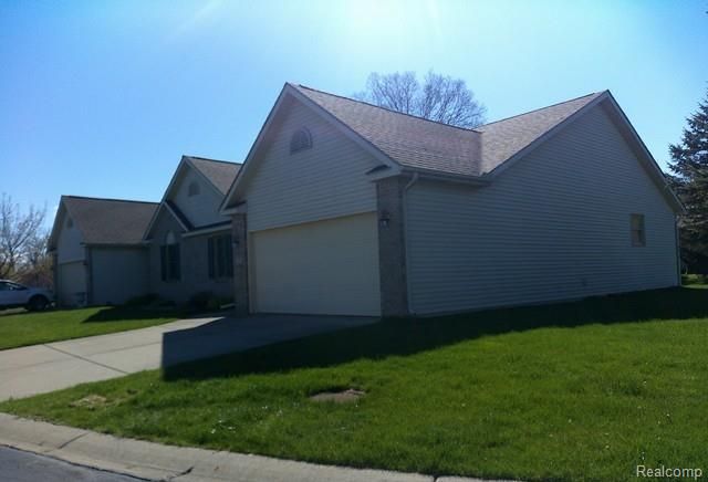 3149 Rotterdam Drive 69, Clio, MI 48420