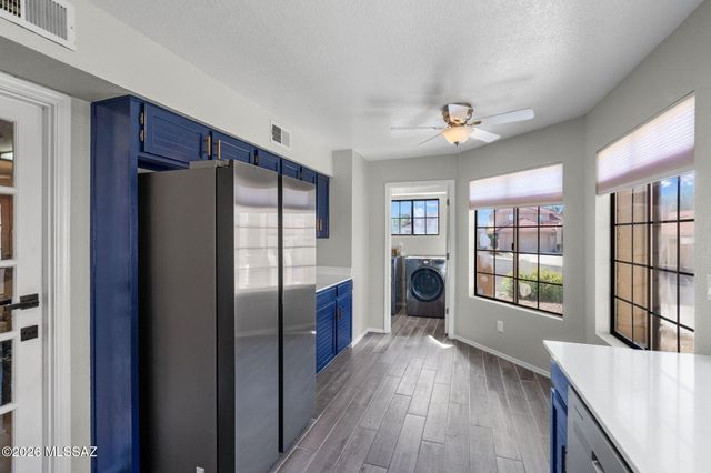 321 E Fieldcrest Lane, Oro Valley, AZ 85737