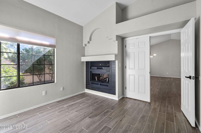 321 E Fieldcrest Lane, Oro Valley, AZ 85737