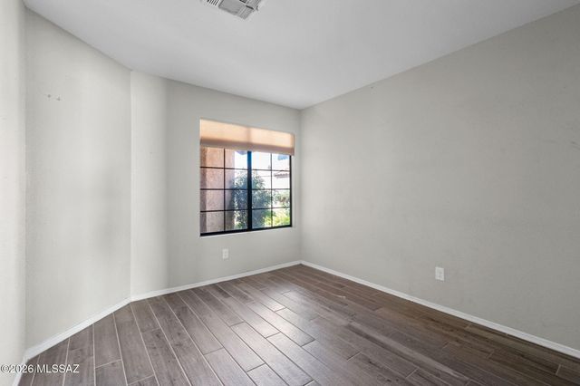 321 E Fieldcrest Lane, Oro Valley, AZ 85737