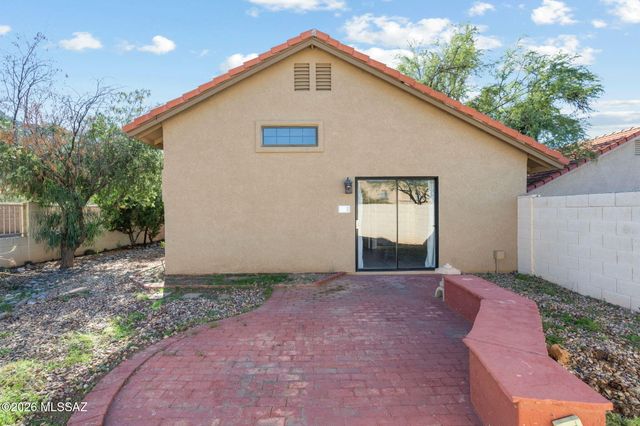 321 E Fieldcrest Lane, Oro Valley, AZ 85737